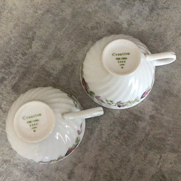 Vintage Regency Rose Design 2345 Set of Two Tea Cups - Picture 5 of 11